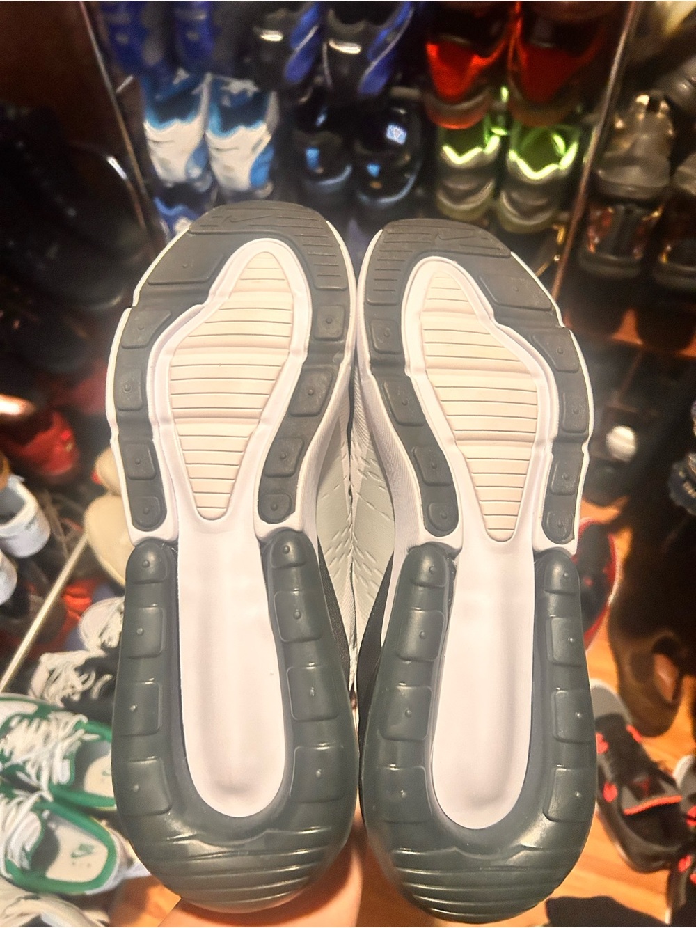 Nike White and Dark Green Air Max 270 Trainer - Picture 4 of 6
